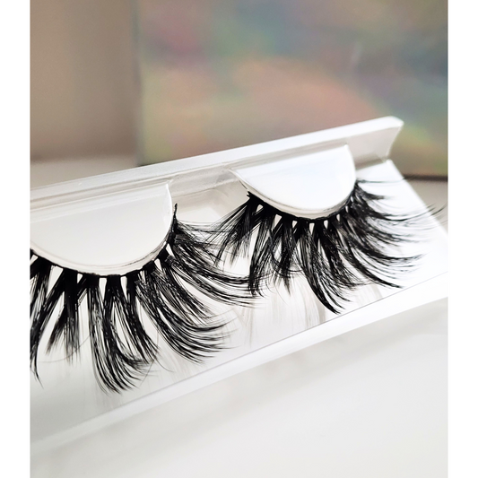 Lashes: 25mm Faux Eyelashes - Vanessa